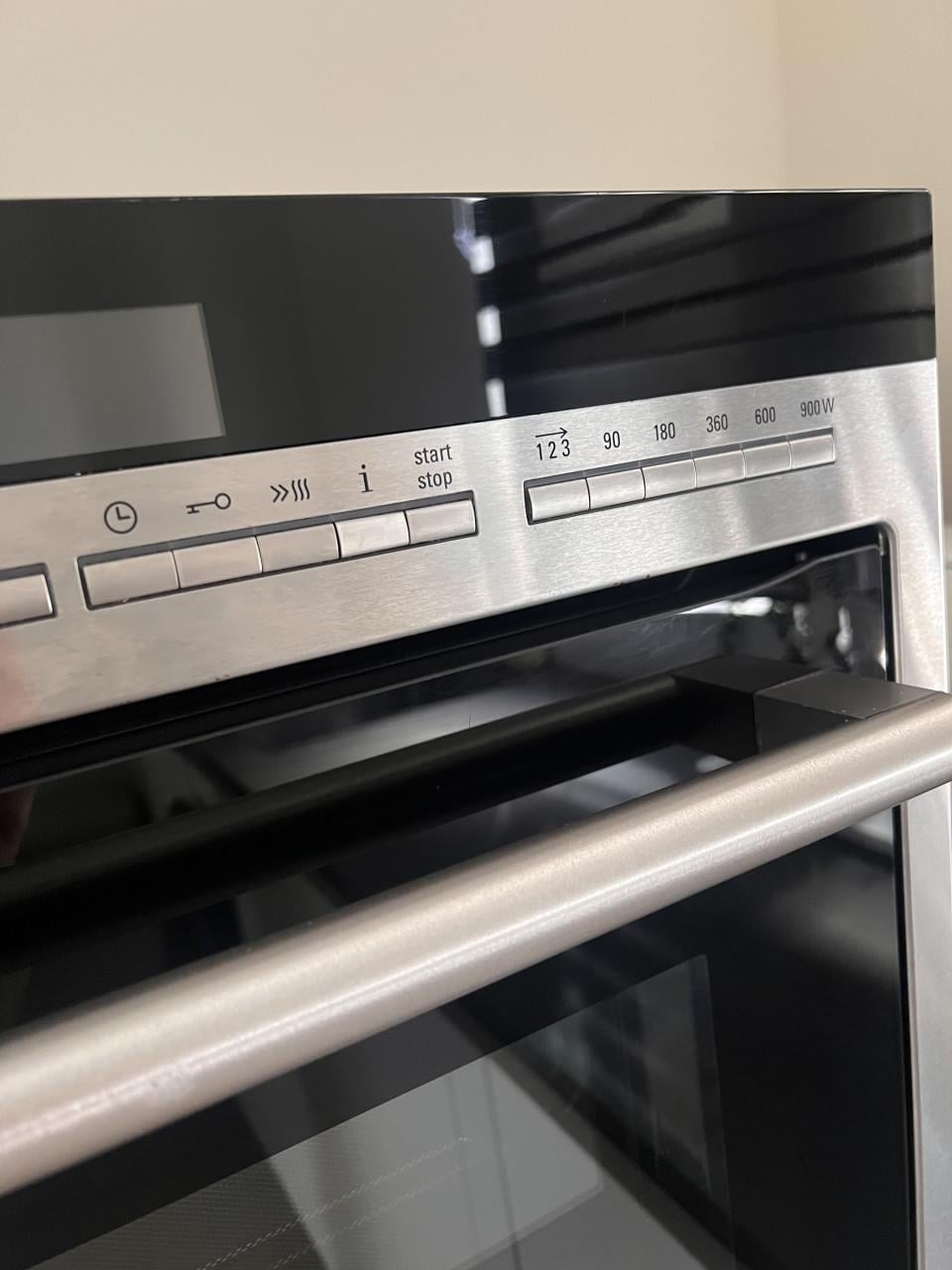 Nette Siemens HB86K575N Combimagnetron/oven