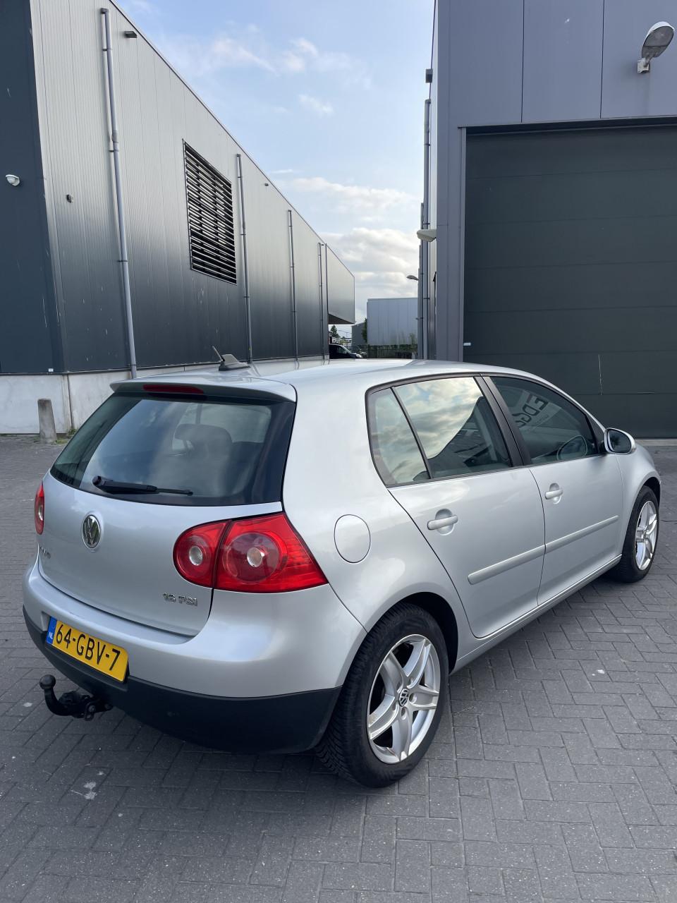 Volkswagen Golf 1.6 16V FSI 85KW 2008 Grijs | NAP | NIEUWE APK!