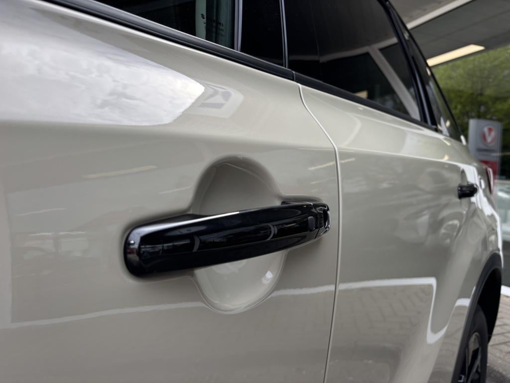 Suzuki Vitara 1.4 boosterjet smart hybrid special edition