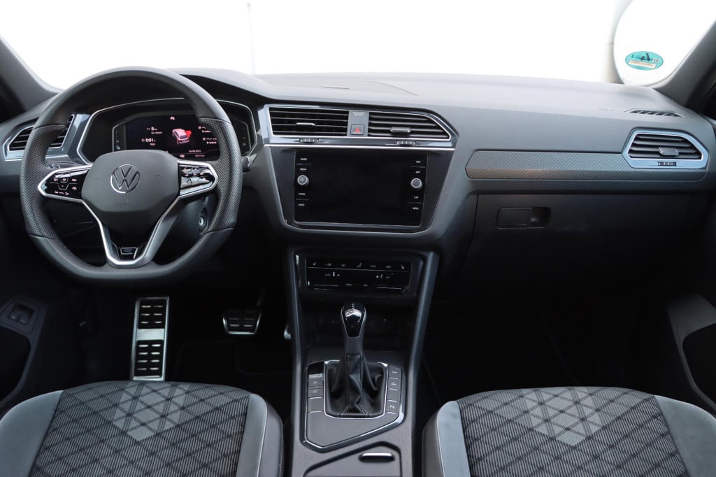 Volkswagen Tiguan 1.4 tsi ehybrid r-line business + 245pk dsg6