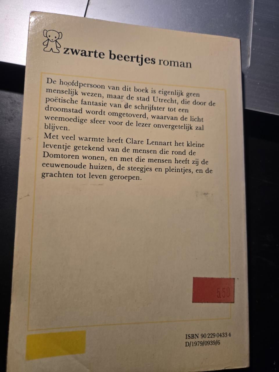 Pocketeditie van de roman "Huisjes van kaarten" door Clare Lennart. 1978