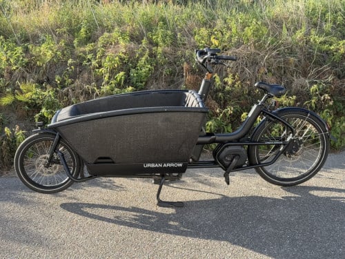 Urban Arrow Cargo Line Bakfiets E-bakfiets Bosch 2023 4147km