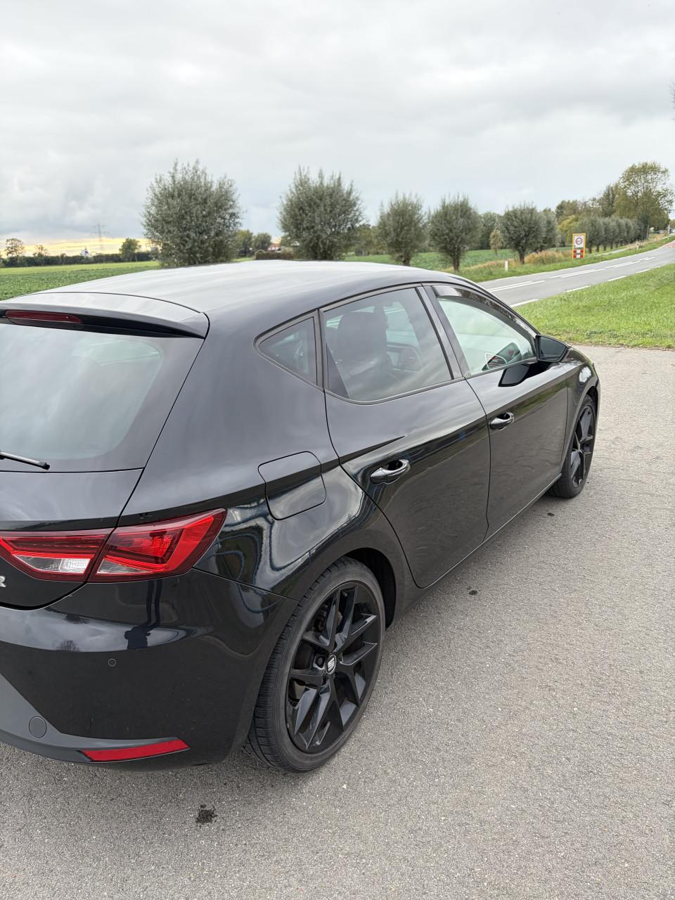 Seat Leon 1.4 Tsi FR 103 KW 2013 Zwart