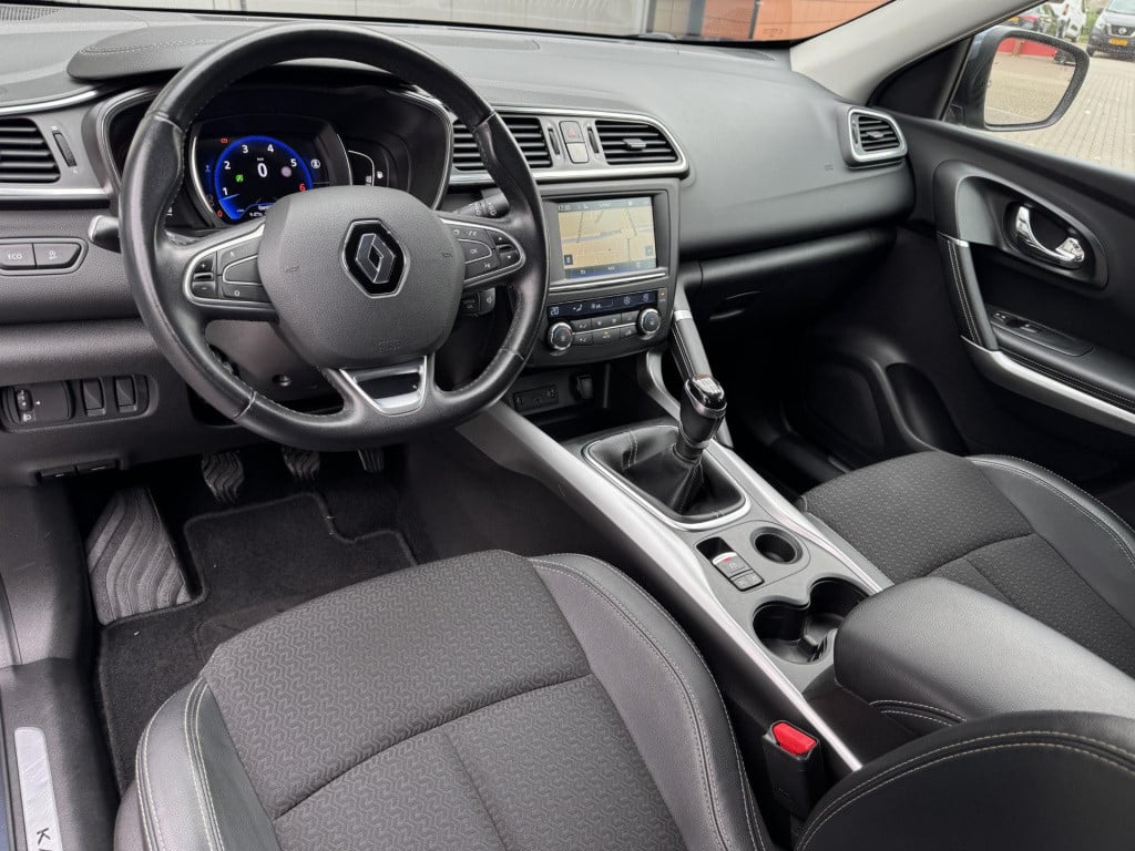 Renault Kadjar 1.2 tce intens | trekhaak | navigatie | camera | cruise & cl