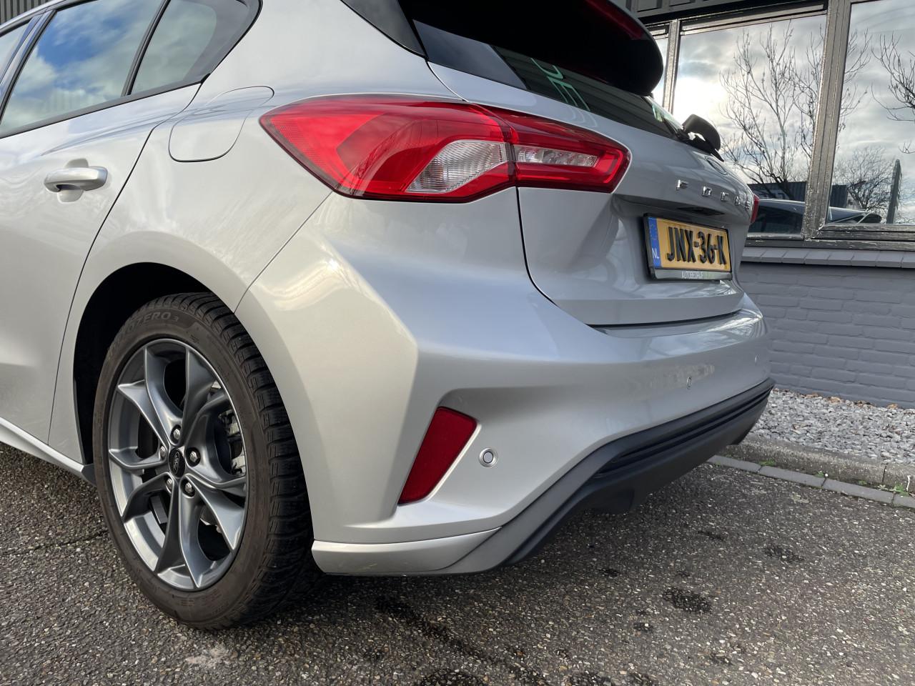 FORD FOCUS 1.0 ECOBOOST ST LINE