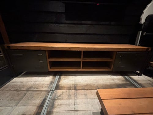 Industrieel tv meubel en kast