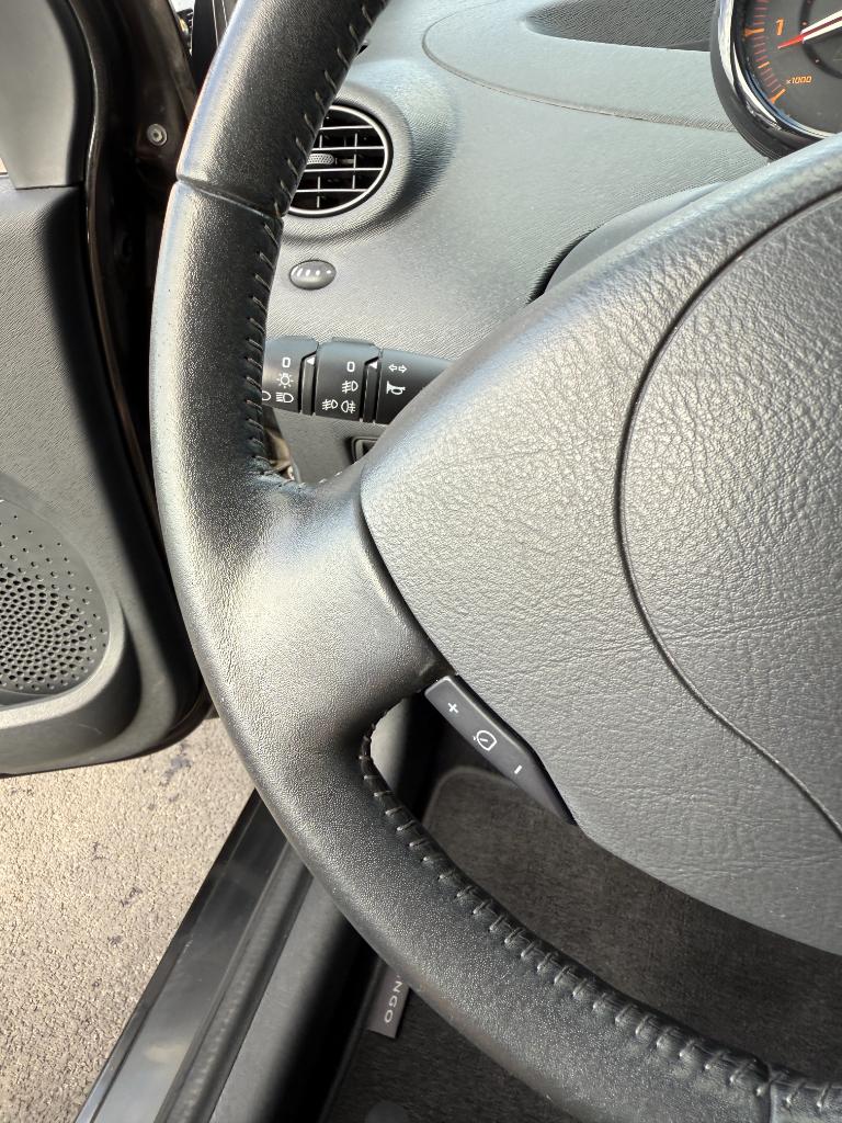 Renault Twingo 1.2-16v night & day - airco - nieuwe distributie