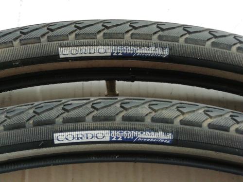 Set 28" buitenbanden cordo economic 2 compleet met binnenbanden