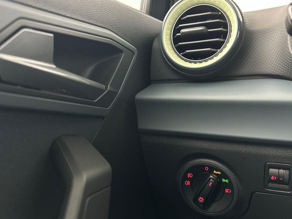 Seat Ibiza style plus 1.0 70 kw / 95 pk ecotsi hatchback 5 de