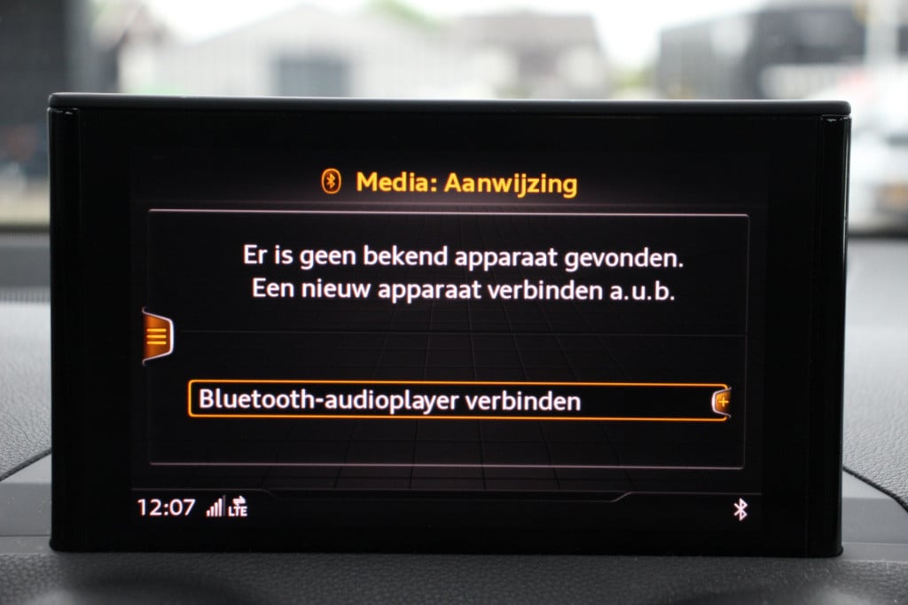 Audi Q2 1.4 tfsi | limited | s-tronic | led | navi