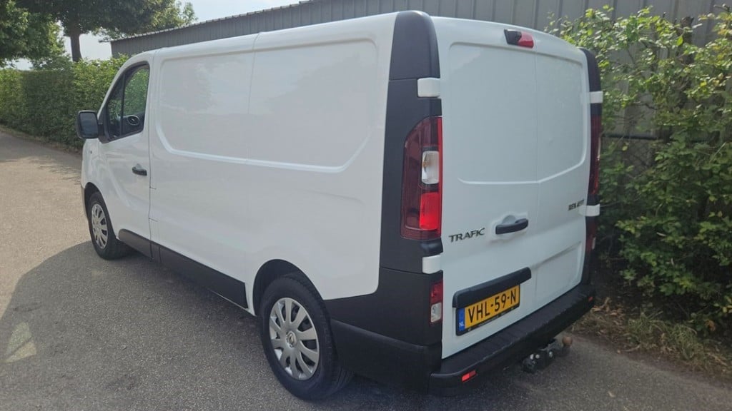 Renault Trafic 2.0 dci 16v ---145 pk uitvoering---