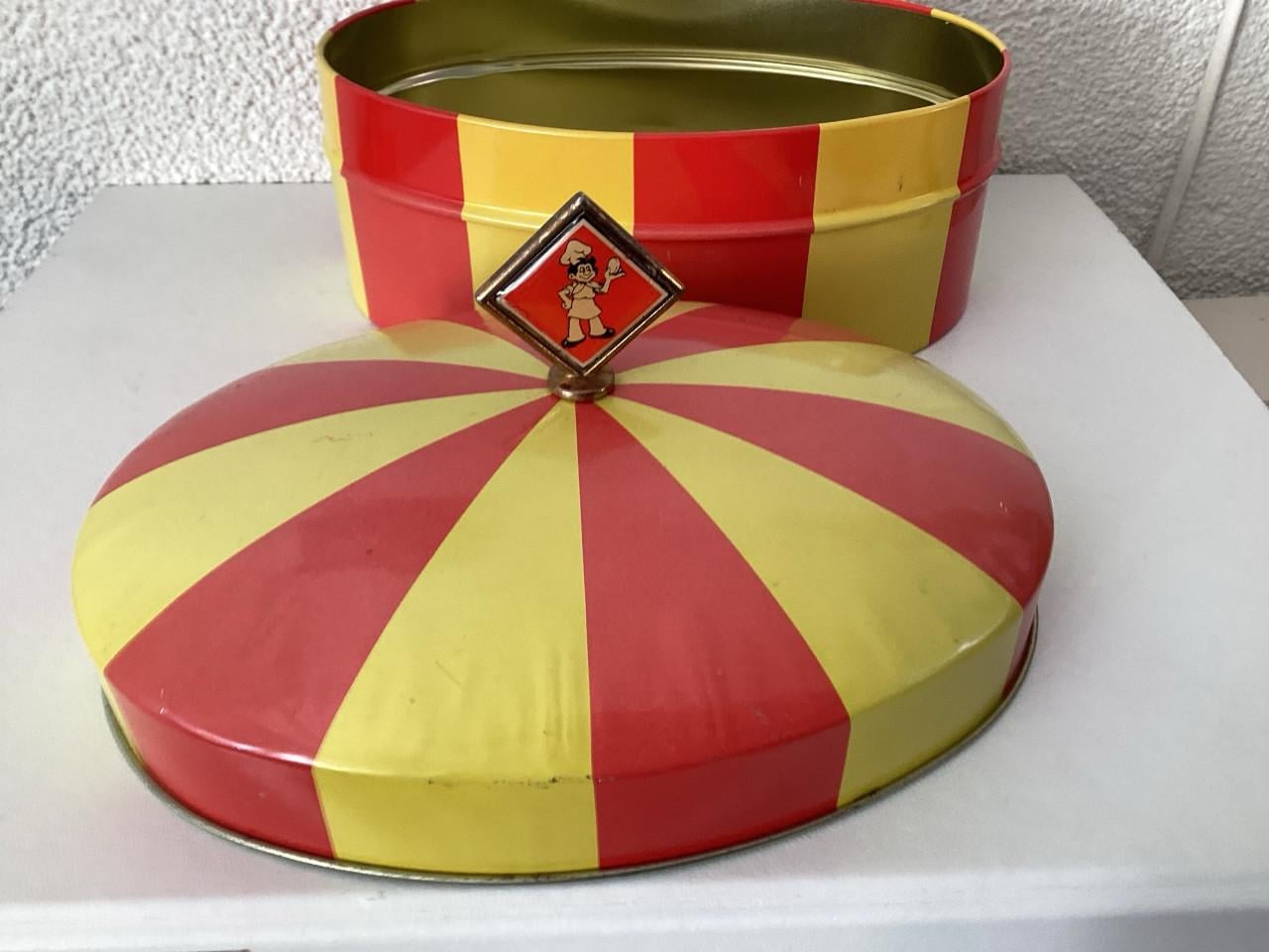 Biggekerke. Koektrommel. circustent Bolletje.