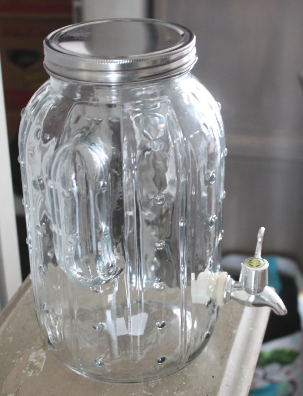 Superleuke glazen drankdispenser ( limonadetap, sapkan met kraan