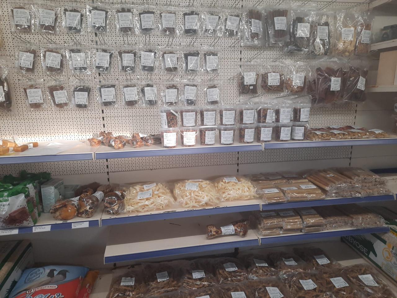 Ruime keuze hondensnacks en meer...