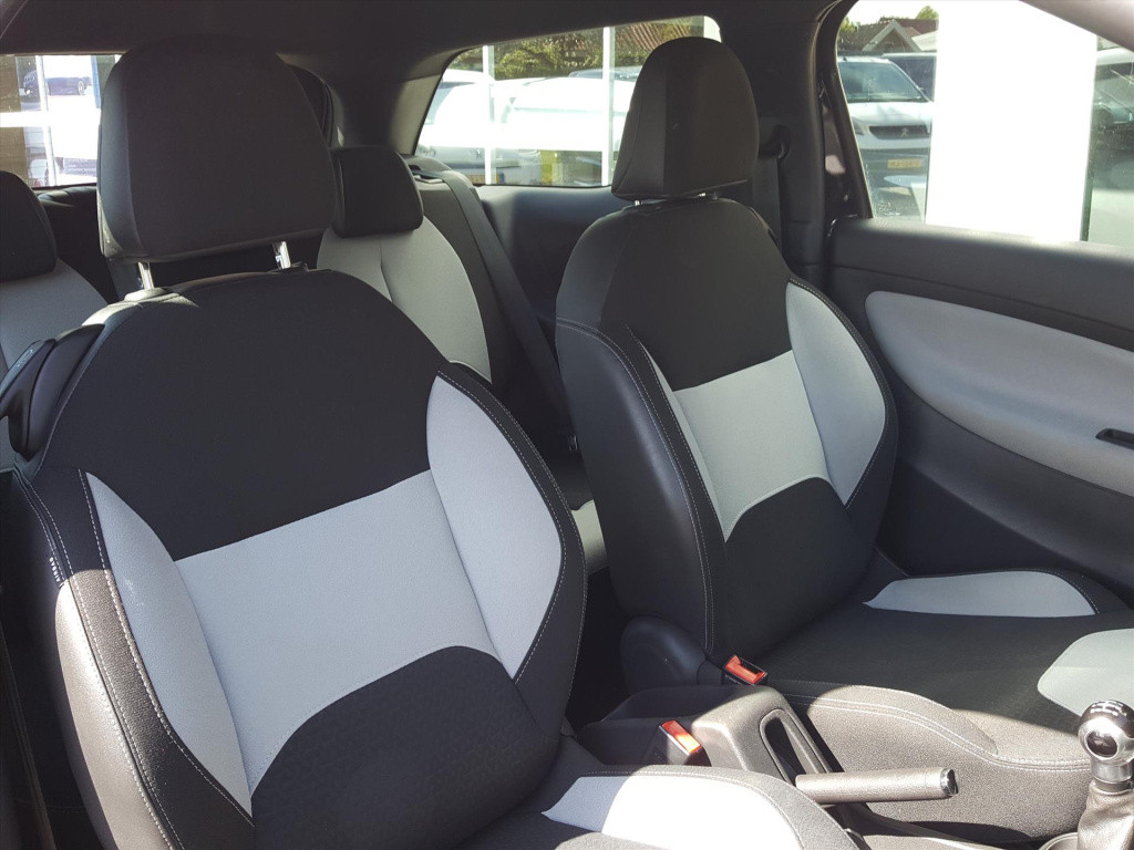 Citroen DS3 1.4 vti 95pk chic airco | bluetooth | lm-velgen | twotone dak w