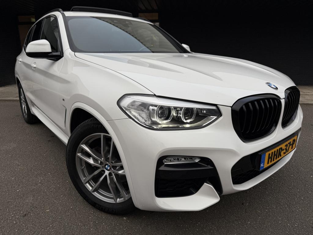 BMW X3 xdrive20i high executive // m-sport // pano // dealerondhouden /