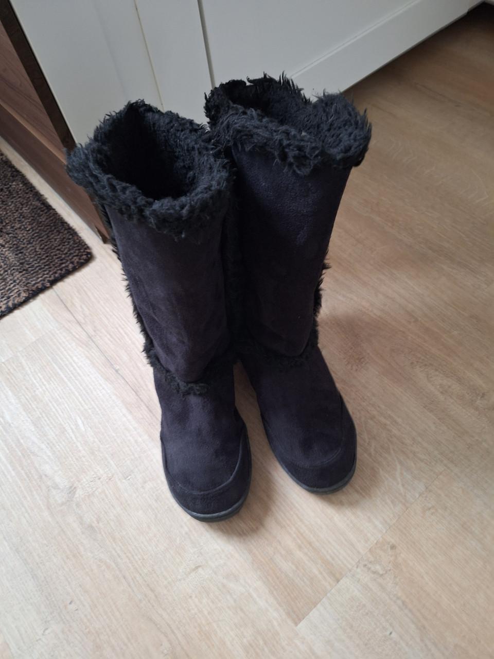 Warme boots maat 39