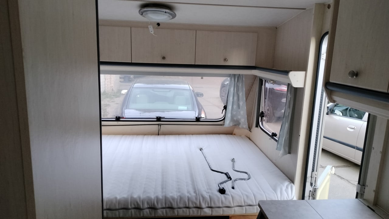 Dethleffs caravan (1998) met voortent