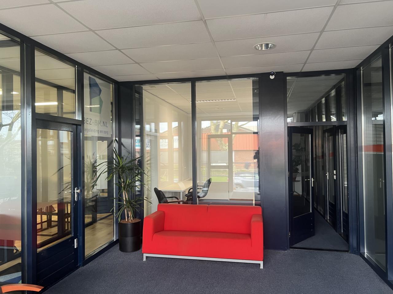 Te huur 13m2 kantoor/bedrijfsruimte /postadres