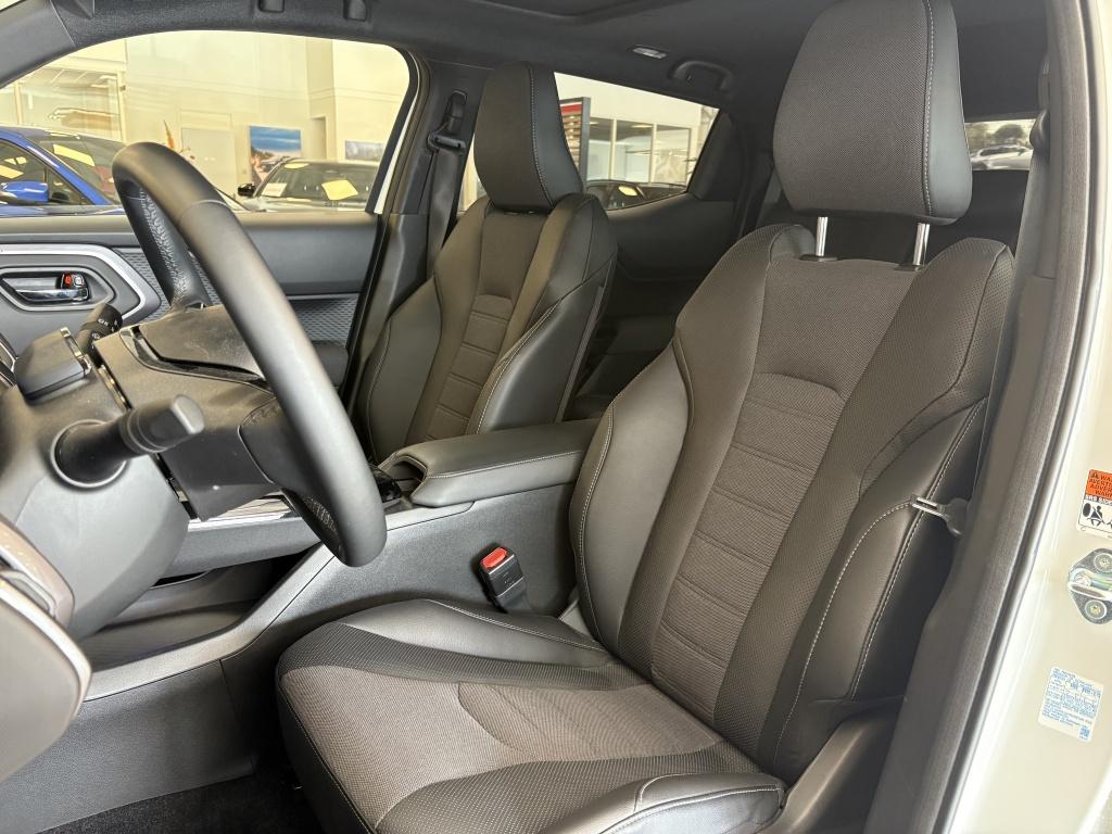 Toyota Urban Cruiser executive 61 kwh | panodak | jbl |