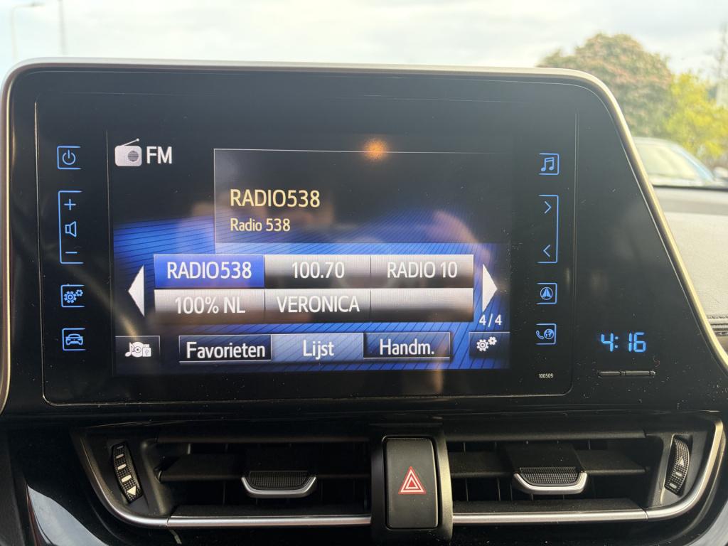 Toyota C-hr 1.8 hybrid dynamic