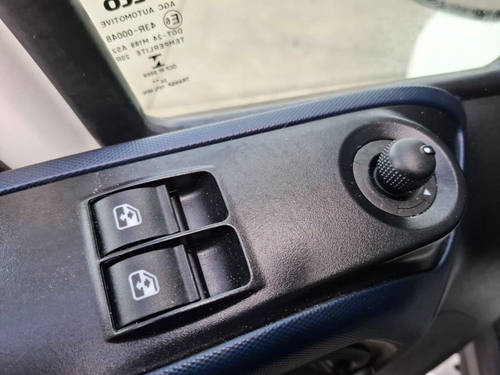 Iveco Daily 35s14nv 2.3 410l h3 pick-up / laadklep / aardgas / airco / crui