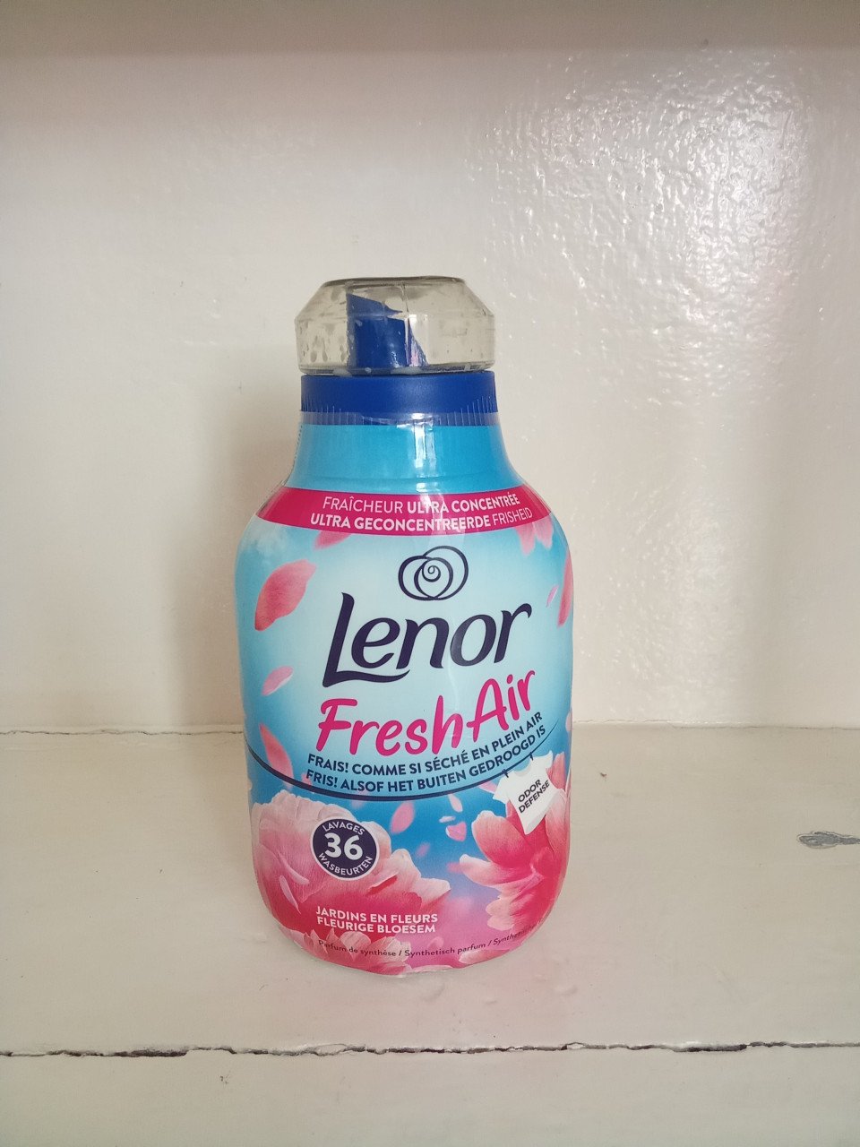 Lenor Wasverzachter – Keuze uit 4 geuren – Nieuw!