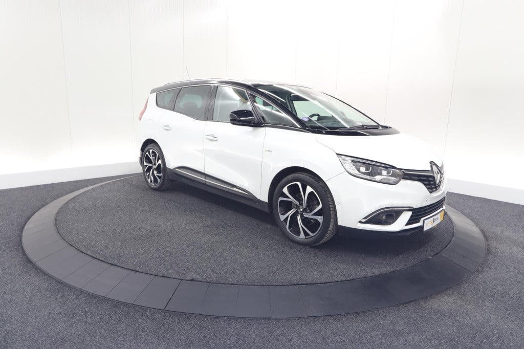 Renault Grand Scenic tce 140 bose | 7 zitplaatsen | trekhaak | camera | bos