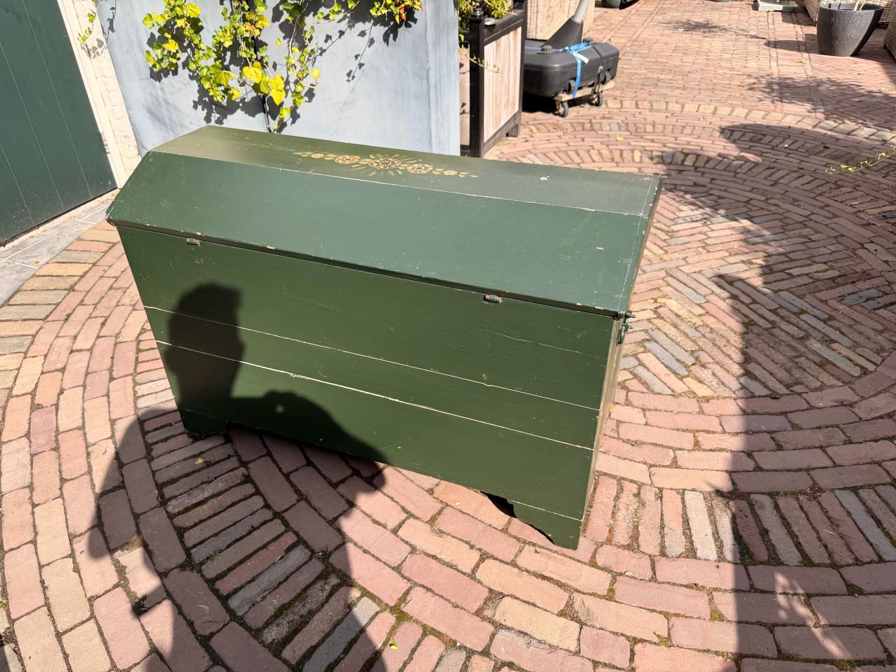 PRACHTIGE HANDBESCHILDERDE KIST