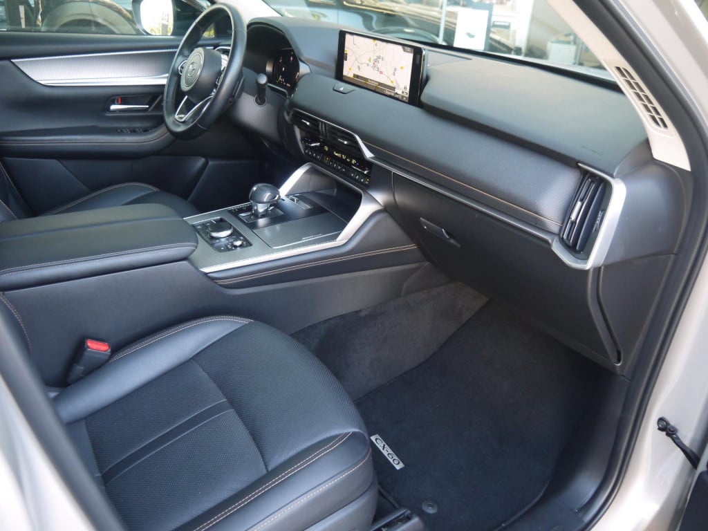 Mazda Cx-60 2.5 e-skyactiv phev homura|trekhaak|rijklaar