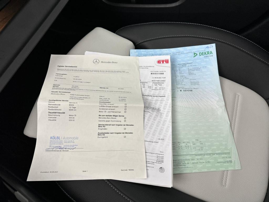 Mercedes-Benz A-Klasse 250 e amg line pano acc 360 leder