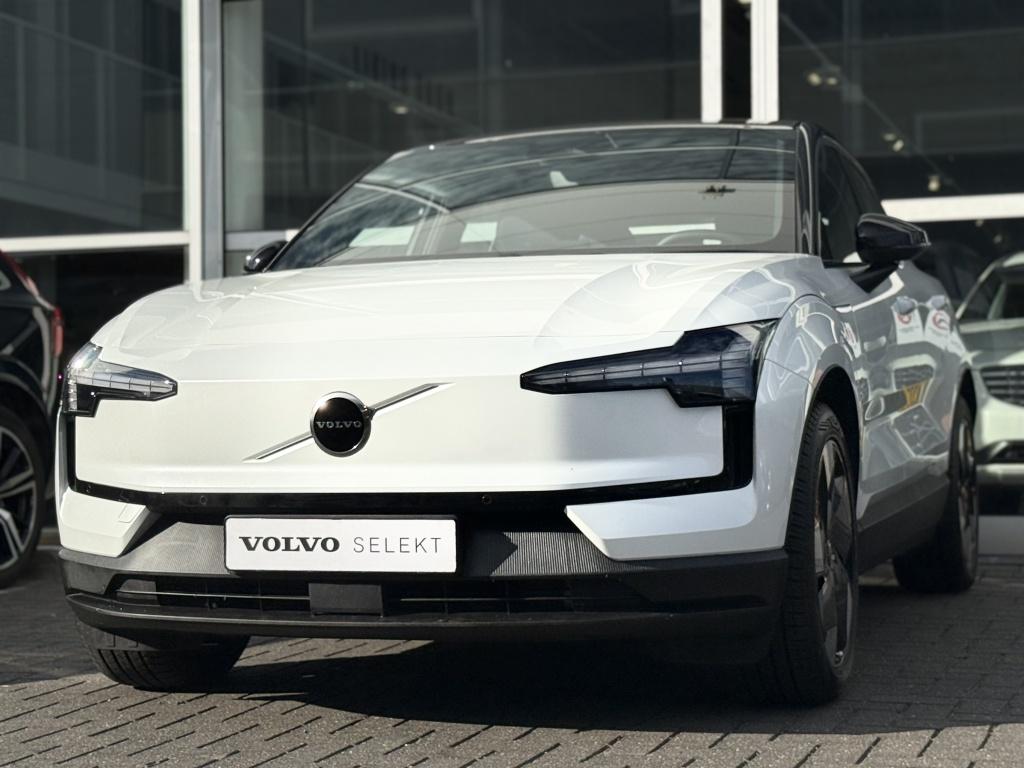 Volvo Ex30 extended plus 272pk/69kwh| adap.cruise| h&k sound| camera