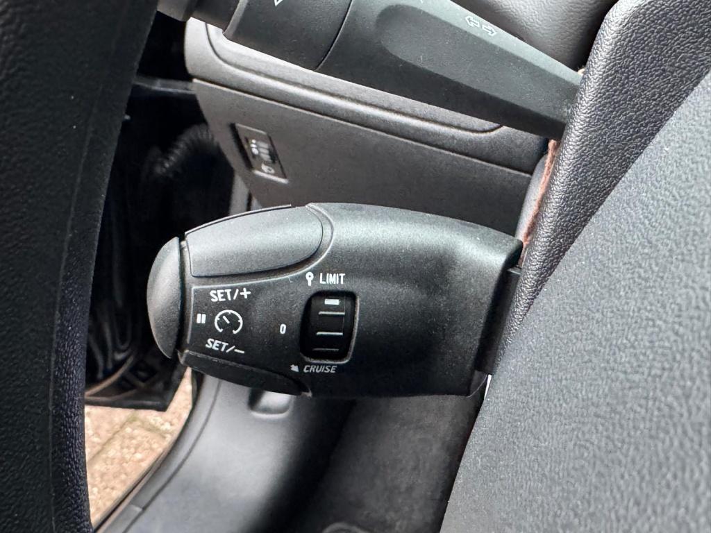 Peugeot 208 1.2 puretech active