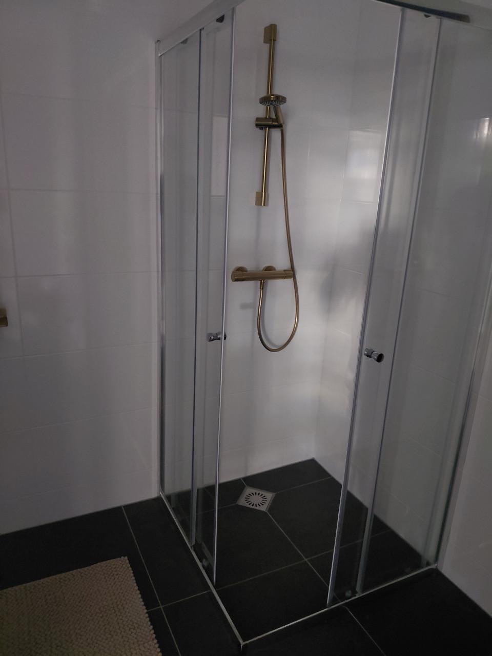 Douche cabine + grohe set