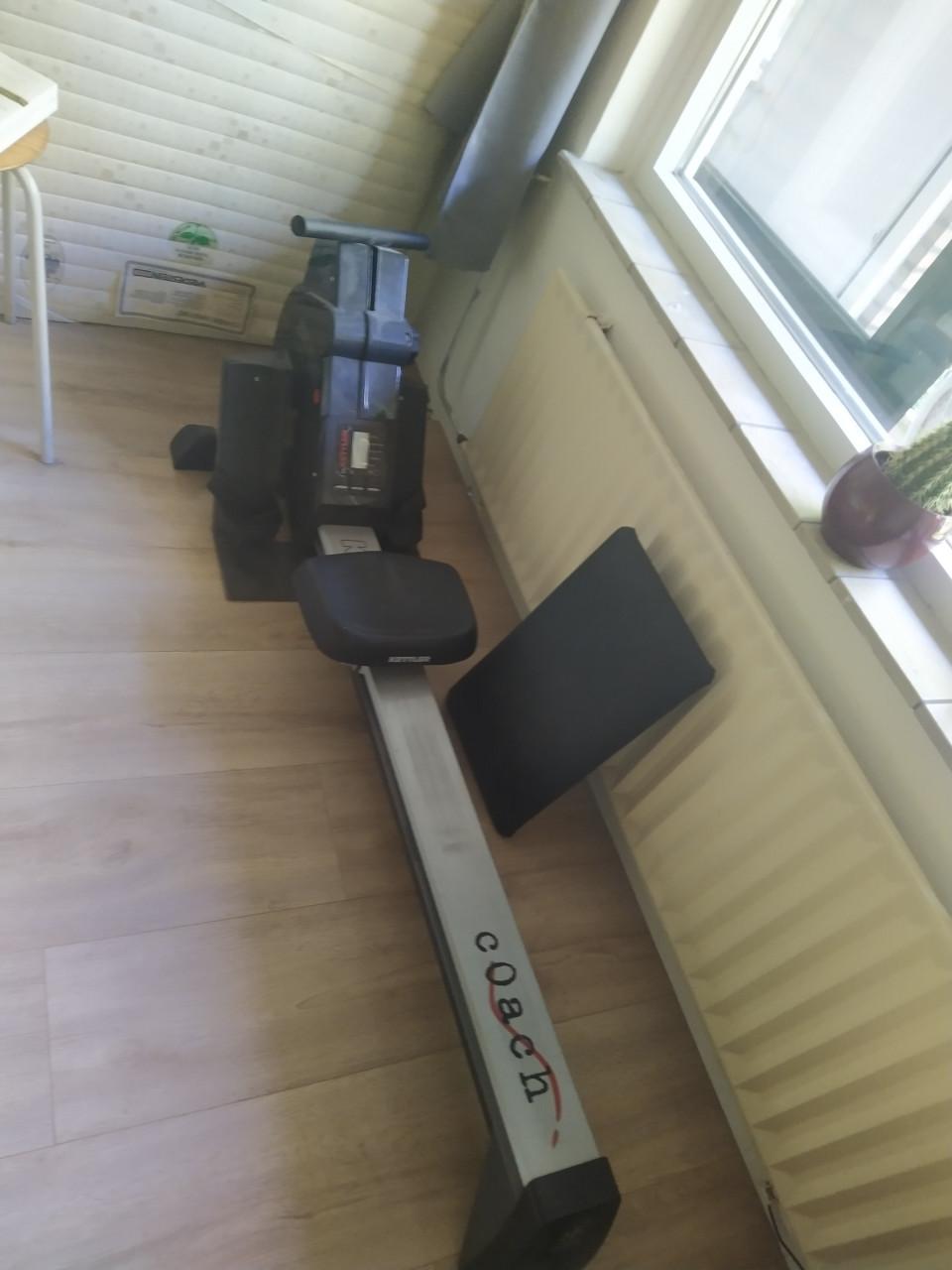 Roeimachine (fitness apparaat)
