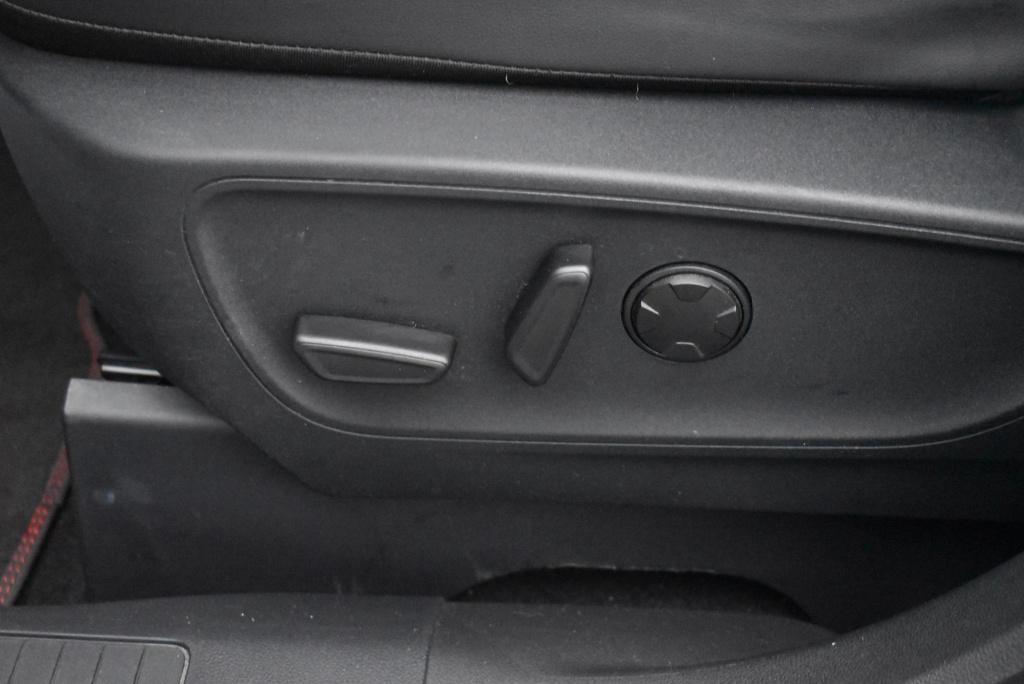 Ford Kuga 2.5 phev st-line x | panoramadak | climate control | adaptieve cr