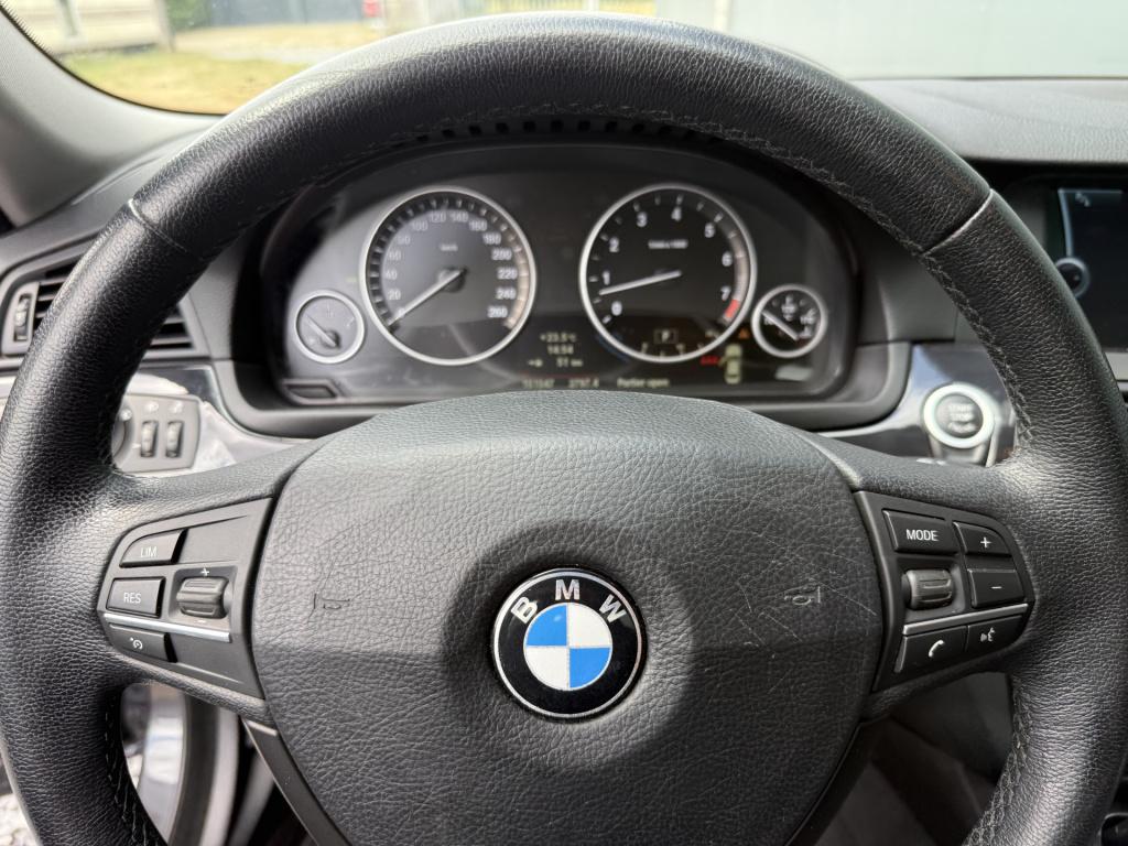 BMW 5 Serie 528i 6-cilinder executive sedan