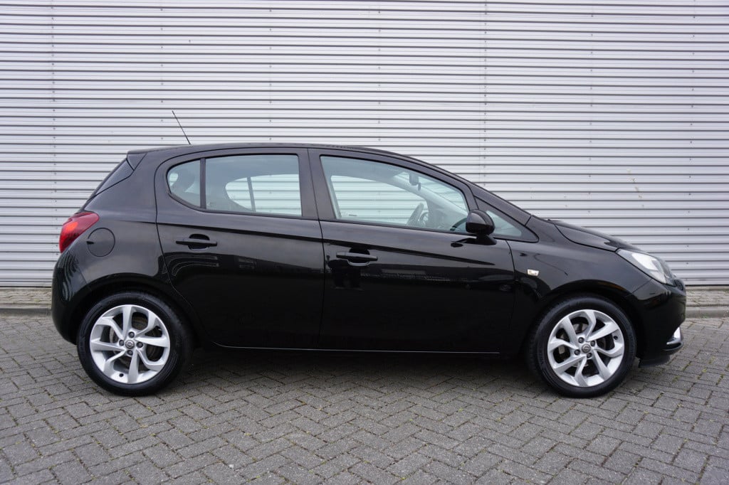 Opel Corsa 1.4 online edition airco / cruise / carplay / elektr. ramen / na