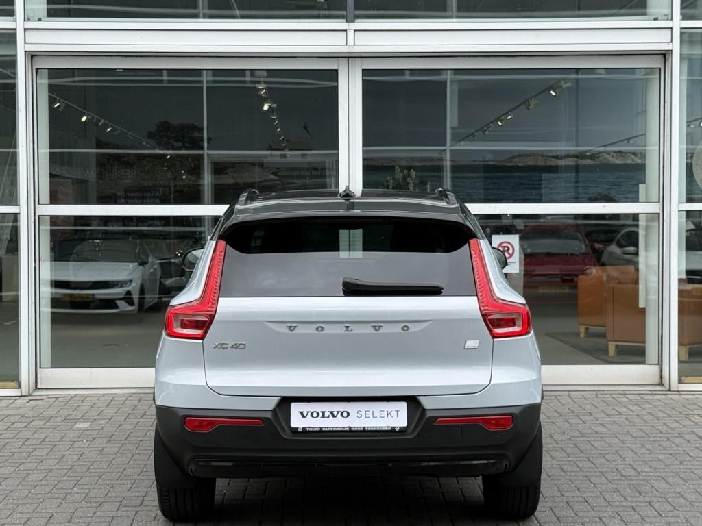Volvo XC40 t5 262pk recharge r-design| adap.cruise| trekhaak| camera| keyle