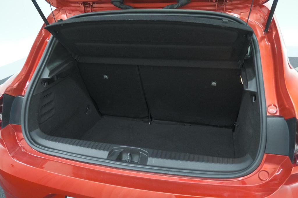 Renault Clio tce 100 intens | dodehoekdetectie | camera | apple carplay | p