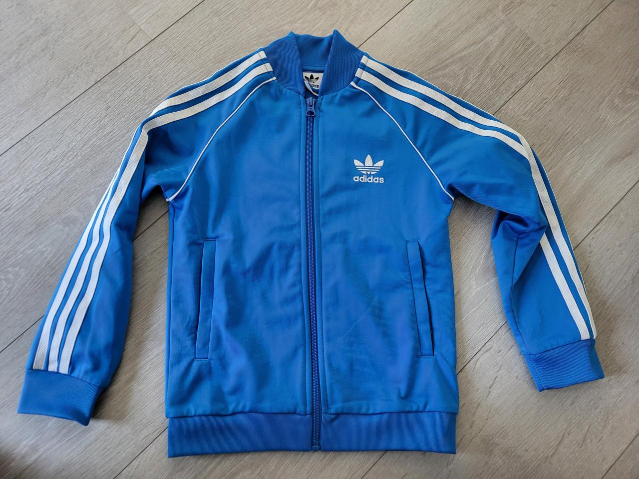 Trainingsjasje - Adidas - maat 128
