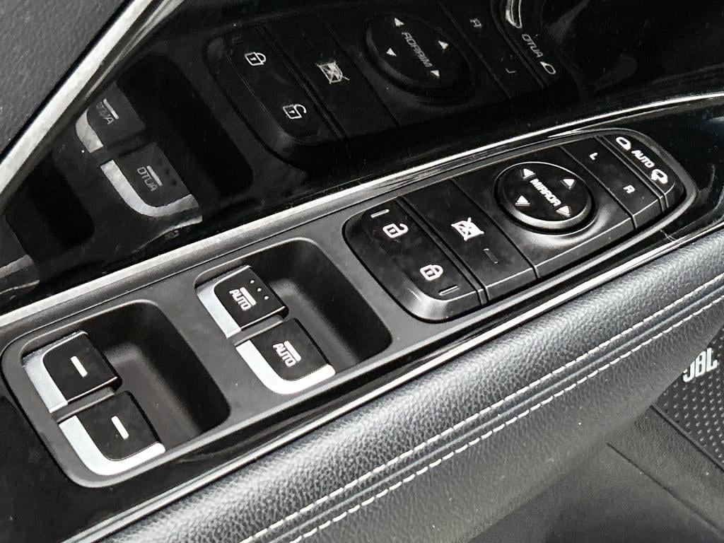 Kia E-niro executiveline 64 kwh fietsendragerbeugel | stoel/stuurwielverwar