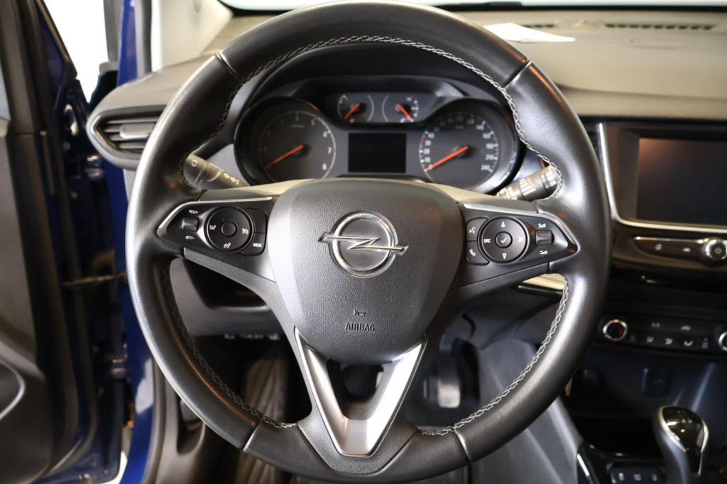 Opel Crossland X 1.2 120 jaar edition nl auto, trekhaak, all season, cruise