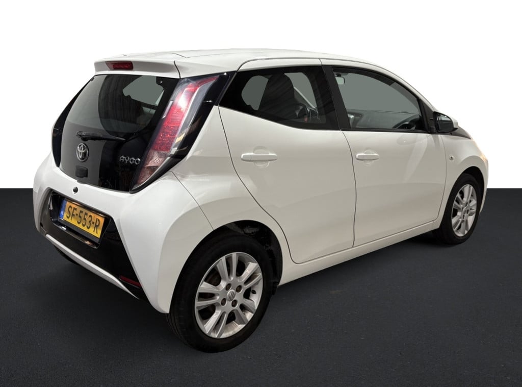 Toyota Aygo 1.0 vvt-i x-play