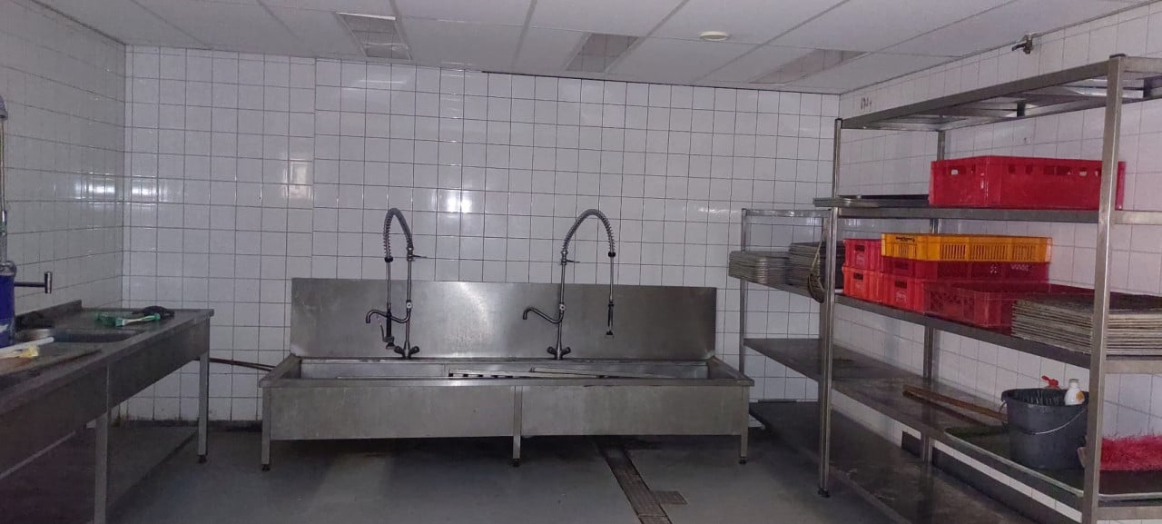 Te huur bedrijfspand met koeling