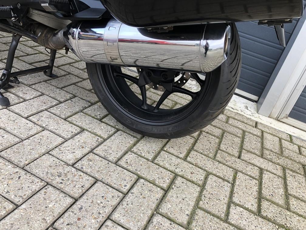 BMW R1200RT, 2009 met 86dkm, ABS/ESA/ASC, cruise, etc etc, rijklaar €5500,-