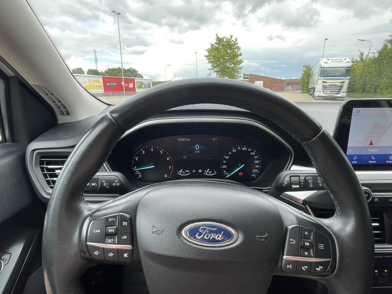Ford Focus Wagon Trend Business 1.0 EcoBoost 2019 met trekhaak en CarPlay