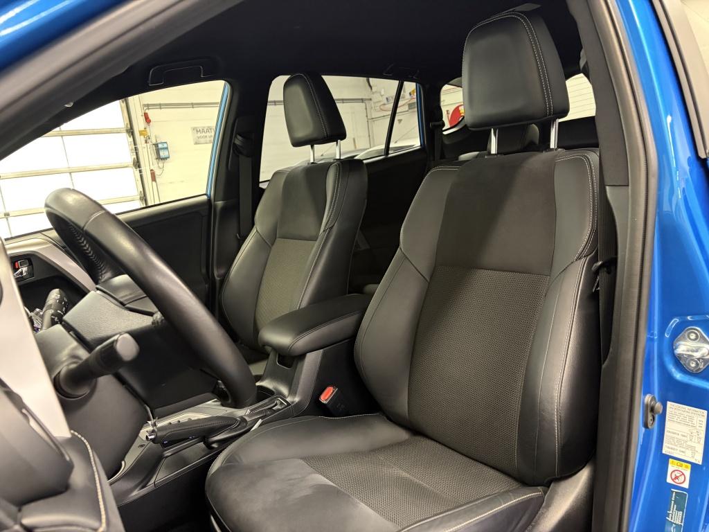 Toyota Rav4 2.5 hybrid style