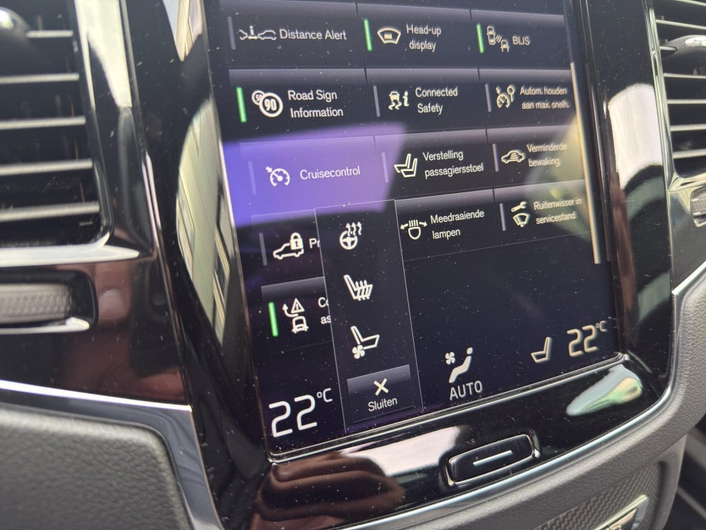 Volvo XC90 2.0 t8 twin engine awd r-design b&w massage pano luchtvering