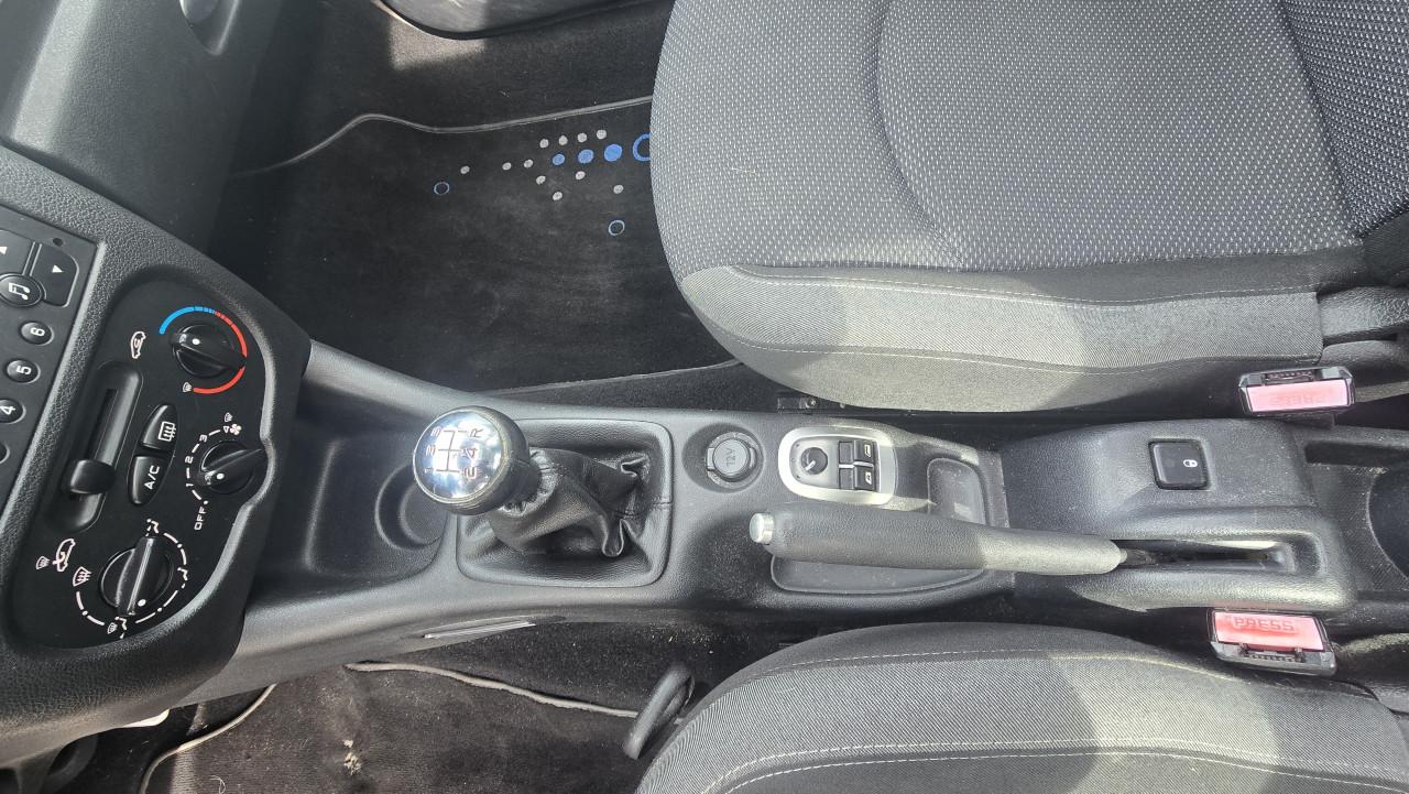 Peugeot 206+ 1.4 urban move 2012